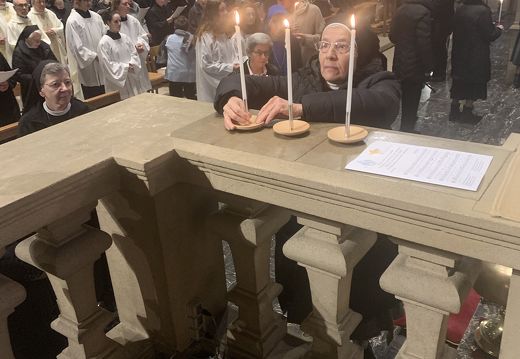 9d16dcb8d78322a0-photo 49481159748 o