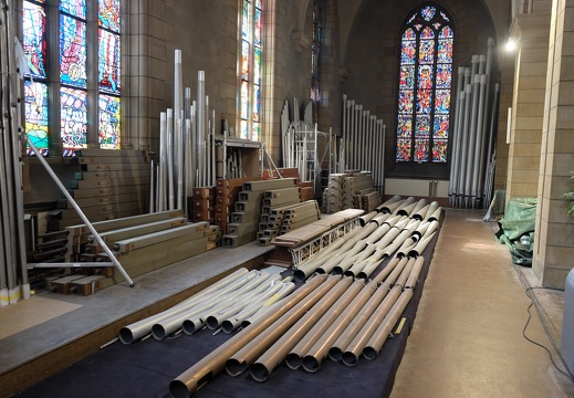 Uergel wart op Restaureierung