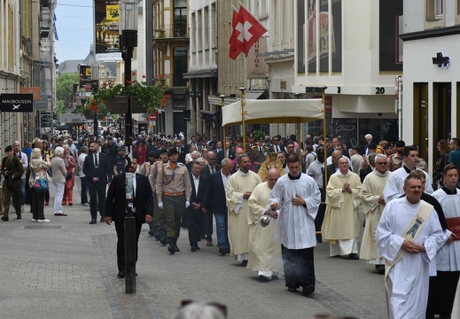 4664A6A8-01A9-4AAC-8270-E5CB5E26AA32