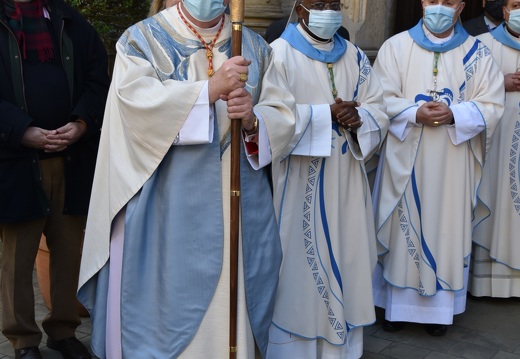 pontifikalamt-mit-erneuerung-der-weihe-an-die-trsterin-der-betrbten 51167347067 o