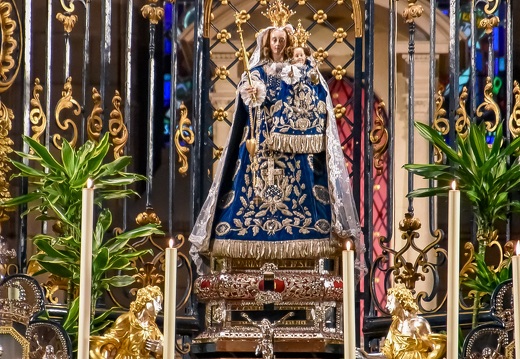 ensemble-en-velours-bleu-ptrole-rinceaux-de-chnes-et-toiles-en-broderie-applique-en-fil-dargent 51194553137 o
