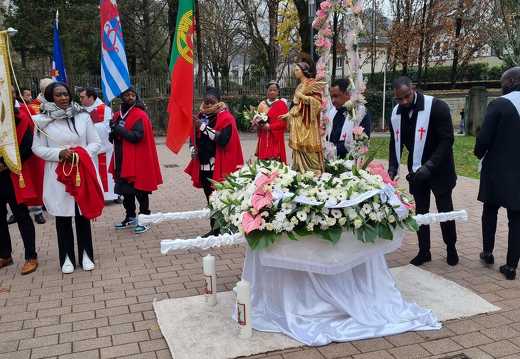 PHOTO-2022-12-03-18-22-12