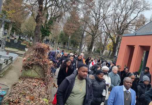 PHOTO-2022-12-03-18-26-37