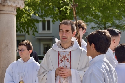 Père Joachim, les préparatifs de la procession