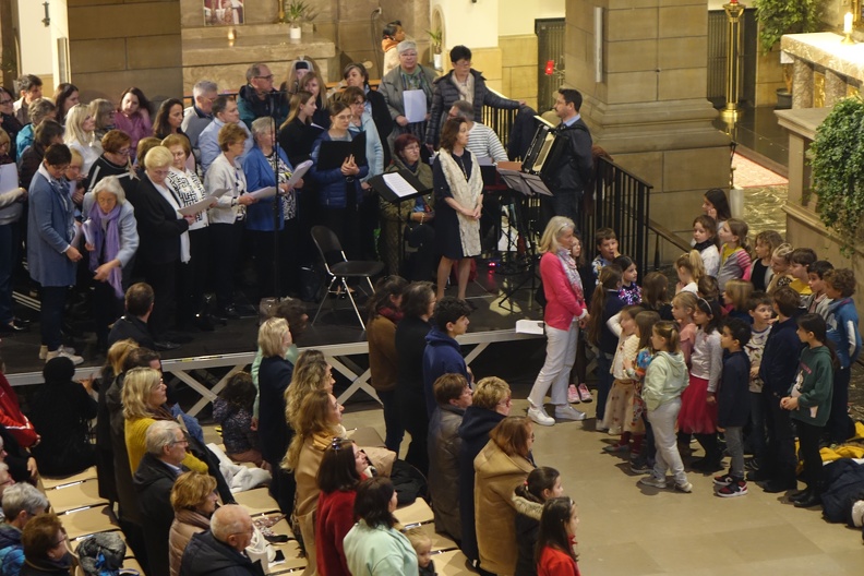 Messe für die Pfarreien Bartreng-Stroossen Saint-Jean XXIII, Mamerdall Saint-Christophe und Steesel-Walfer Sainte-Trinité - DSC08619.jpeg DSC08619.jpeg