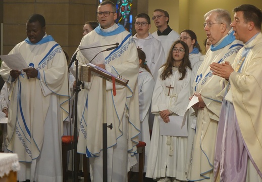 Messe für die Pfarreien Bartreng-Stroossen Saint-Jean XXIII, Mamerdall Saint-Christophe und Steesel-Walfer Sainte-Trinité