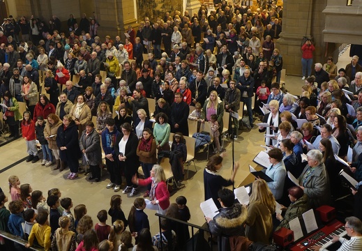 Messe für die Pfarreien Bartreng-Stroossen Saint-Jean XXIII, Mamerdall Saint-Christophe und Steesel-Walfer Sainte-Trinité