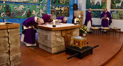 11 mars 2025, accueil des reliques de saint Thomas d'Aquin au Centre Jean XXIII