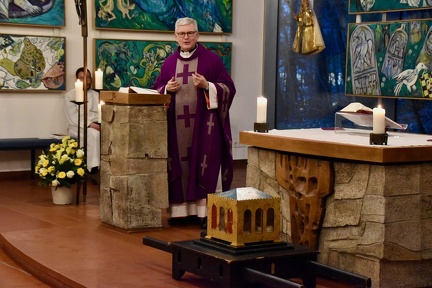11 mars 2025, accueil des reliques de saint Thomas d'Aquin au Centre Jean XXIII