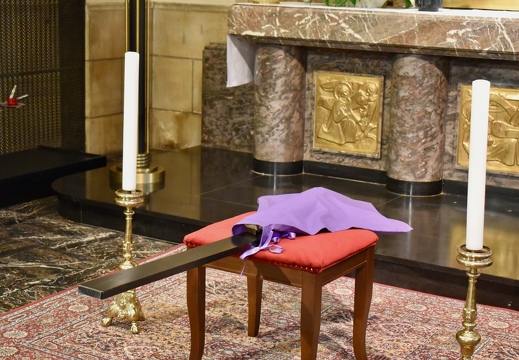 Célébration de la Passion du Seigneur à la cathédrale de Luxembourg, 18 avril 2025