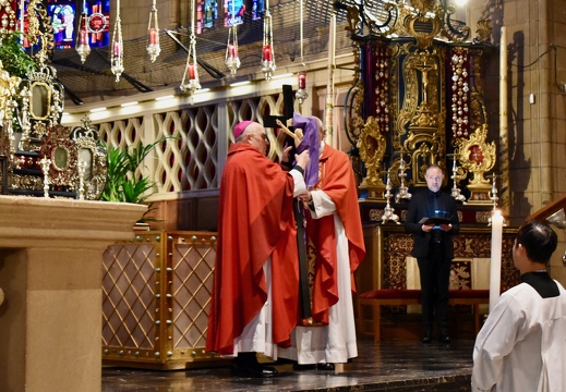 Célébration de la Passion du Seigneur à la cathédrale de Luxembourg, 18 avril 2025