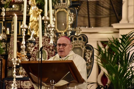 19 avril 2025, Vigile pascale à la cathédrale de Luxembourg, baptême de 14 adultes.