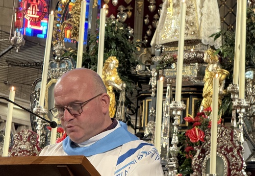 Messe pour la communauté portugaise . Octave 2025. 13 mai