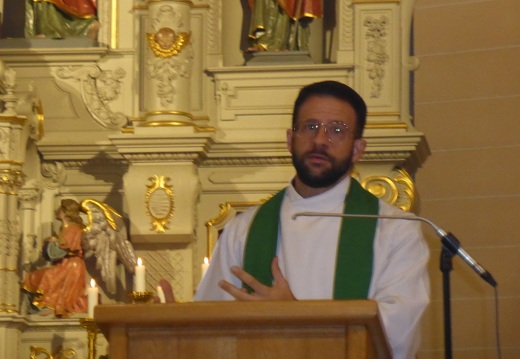 012F2AC0-F484-46DE-A3D9-8014F628B4D4 1 105 c