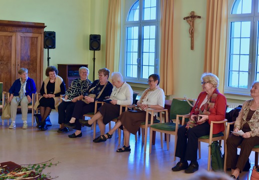 20251011 FraAnDerKierch DSC 2360