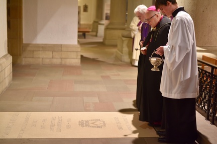 20251103 CommemorationEvequesDefunts DSC 2758