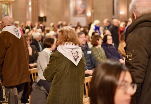 Membres de la famille de l'un des martyrs.