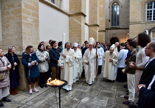 20260404 VeillePascaleCathedrale BBost DSC 7304