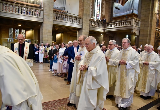 20260502 OrdinationsLatzPulia DSC 9212