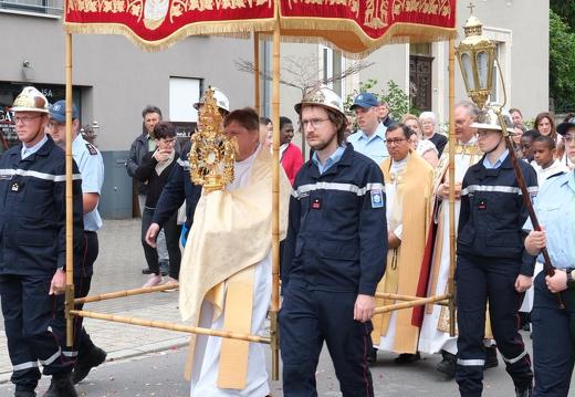 Fête-Dieu des paroisses Kordall Sainte-Barbe et Differdange Saint-François-d’Assise | 7.06.2026 