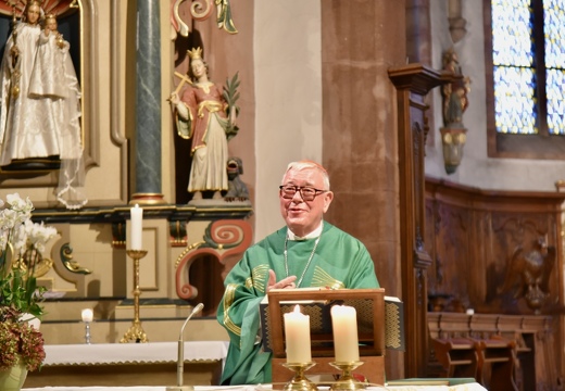 50e anniversaire de la Jungsodalen Veinen, messe à l'église des Trinitaires célébrée par le cardinal Jean-Claude Hollerich le 13 septembre 2026