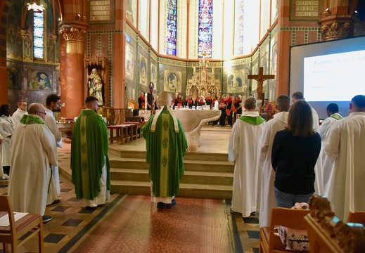 Messe de rentrée de la Pastorale des Jeunes-LuxYouth à l'église de Dudelange, le 26 septembre 2026.